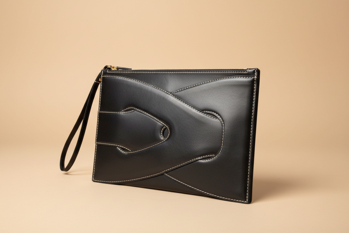 Polene clutch