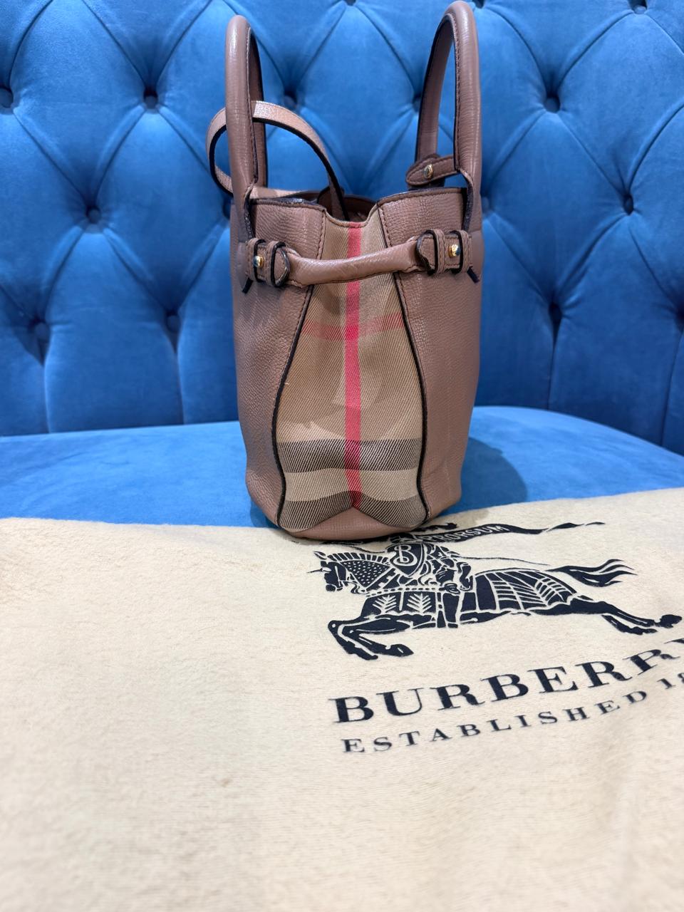 Burberry Banner Tote House Check Derby Bag Dark Sand Leather slightly