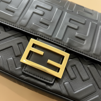 Fendi Baguette