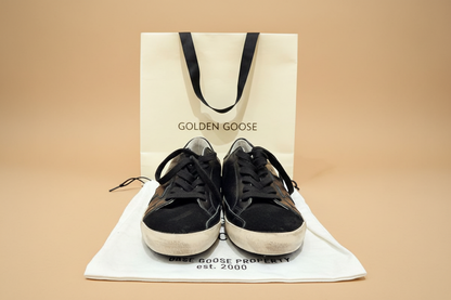 Golden Goose Superstar in all-black