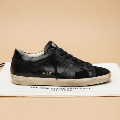 Golden Goose Superstar in all-black
